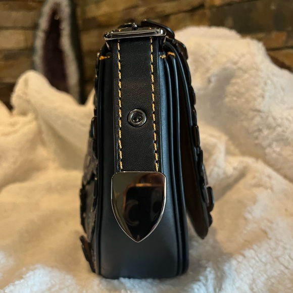 Coach Leather Saddle Bag 23 with Tea Rose - Picture 5 of 9